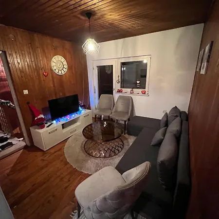Romanticna Vikendica